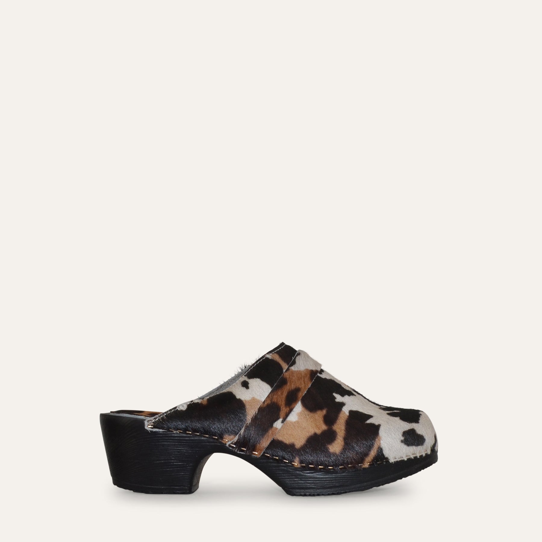 Annika cow printed classic clog, Calou Stockholm