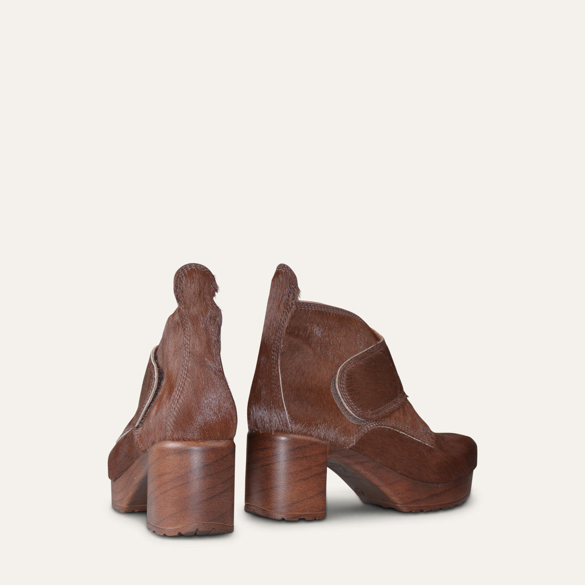 Ingela Brown pony hair