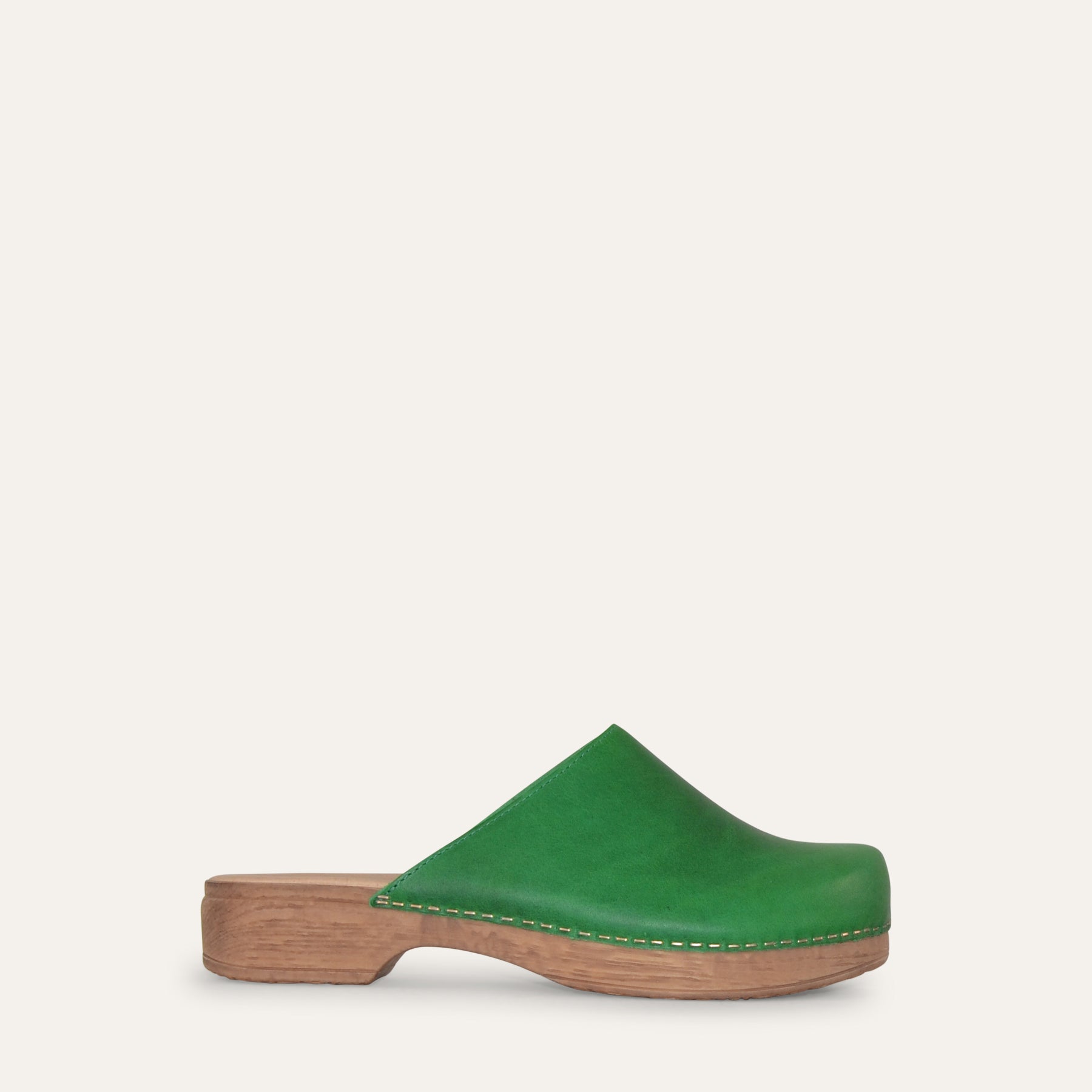 Helena green leather classic clog Calou Stockholm