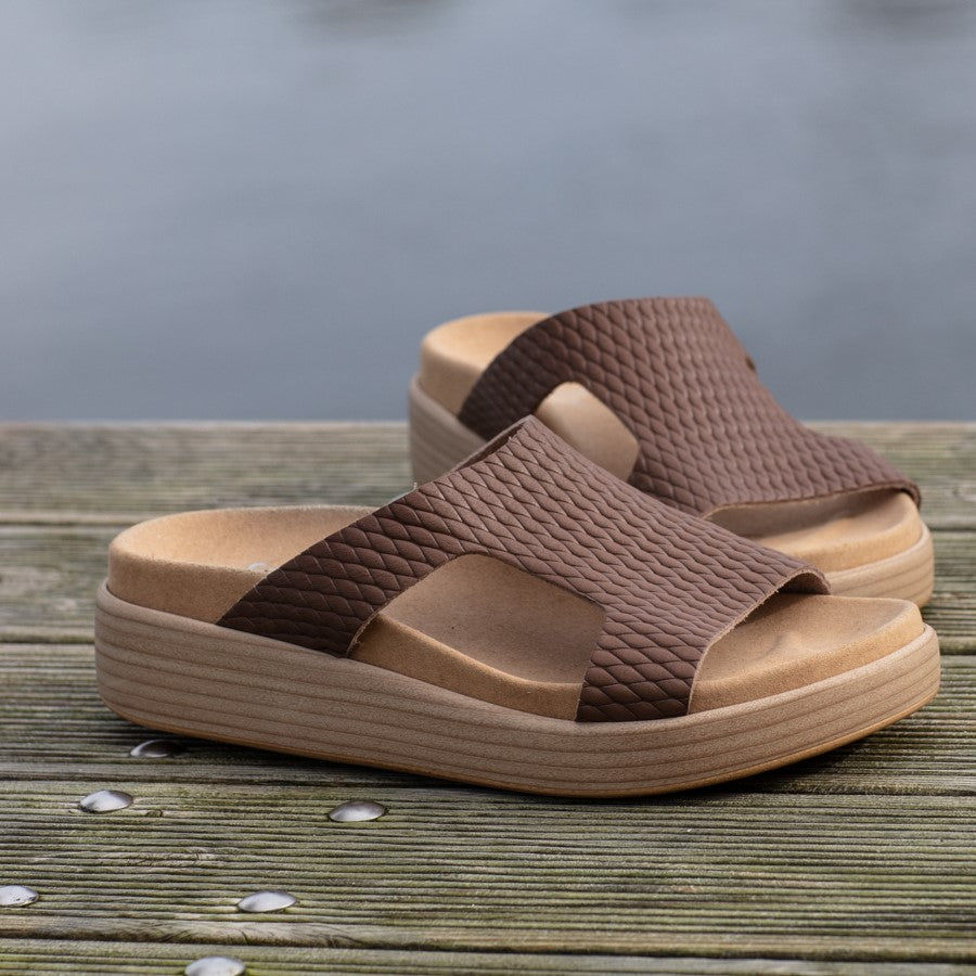 Lilian brown leather clog sandal, Calou Stockholm