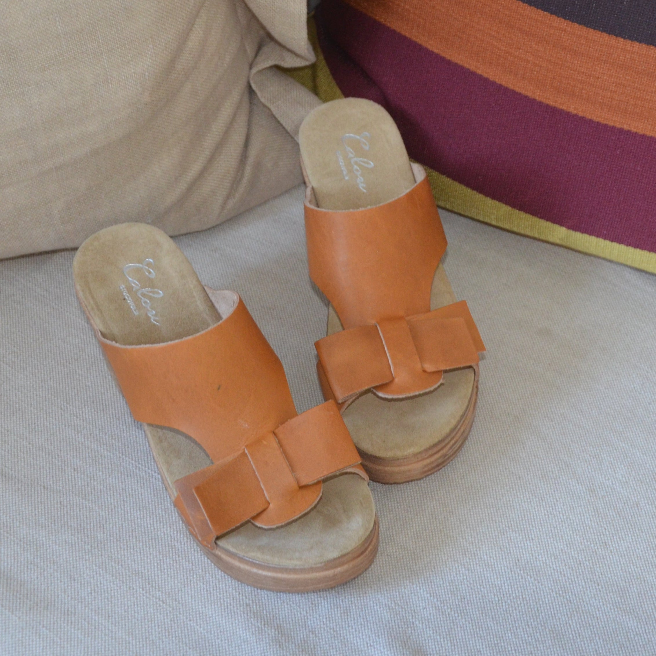 Linn natural leather clog sandals with bow detail, Calou Stockholm