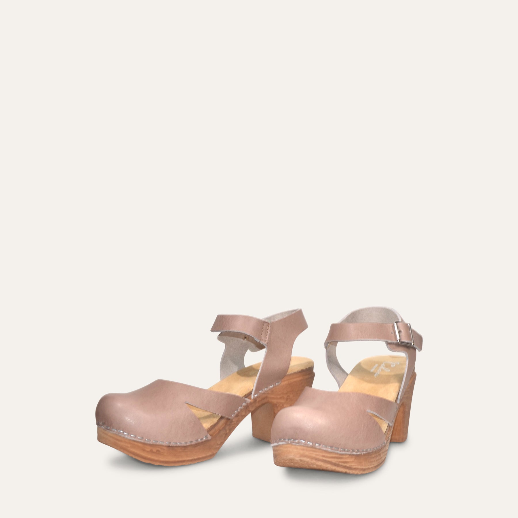 Frontview taupe leather MaryJane clogs with flexible soles by Calou