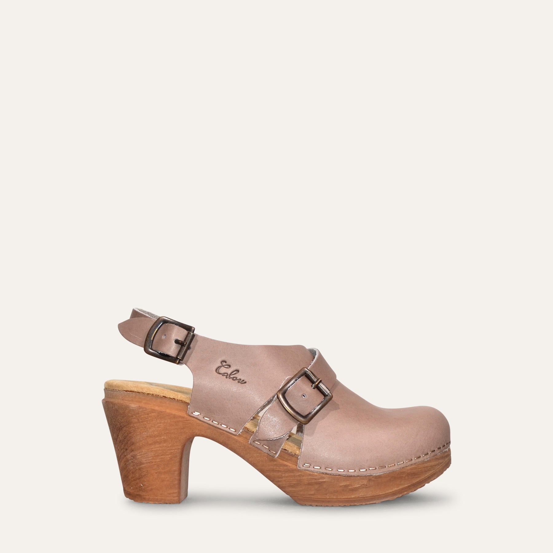 Calou Astrid clog with buckled straps on flexible sole