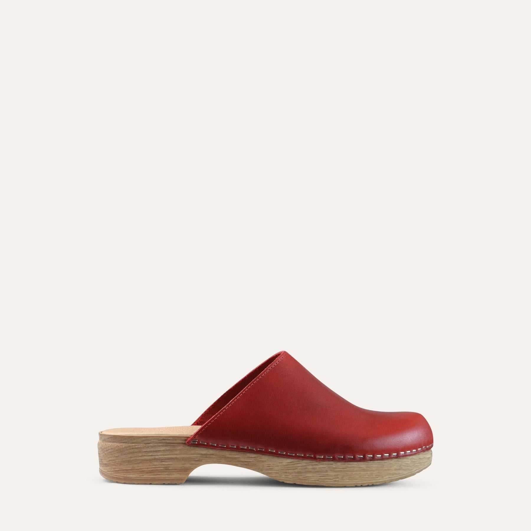 Helena red leather clog, Calou Stockholm