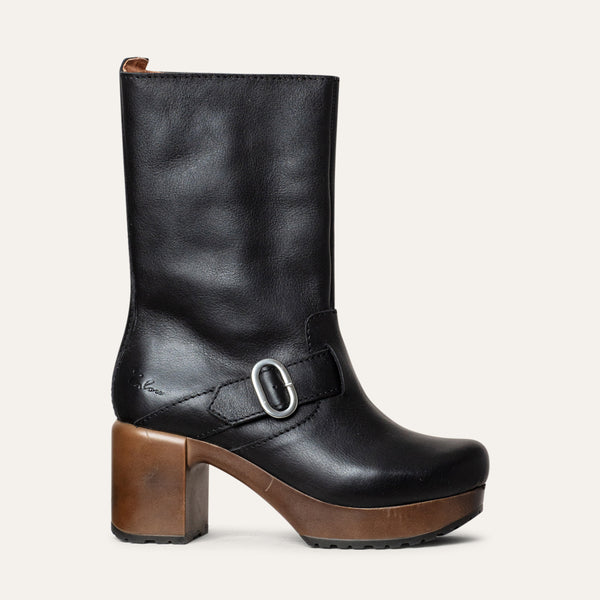 Juni black leather boot calou stockholm
