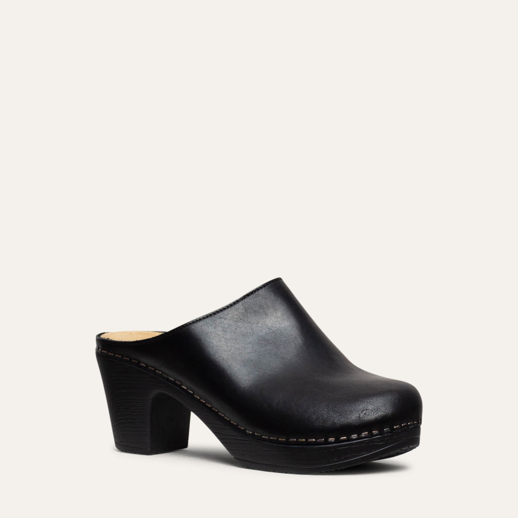 Lisa black leather clog, calou Stockholm