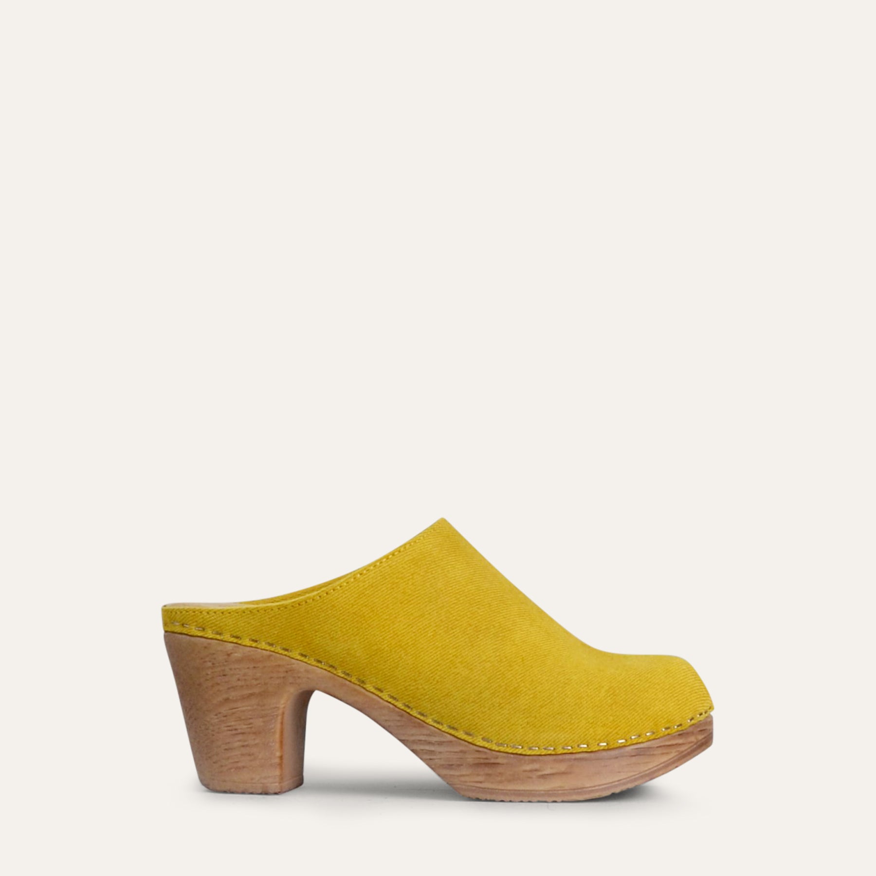 Calou Lisa Yellow suede clogs, Calou Stockholm