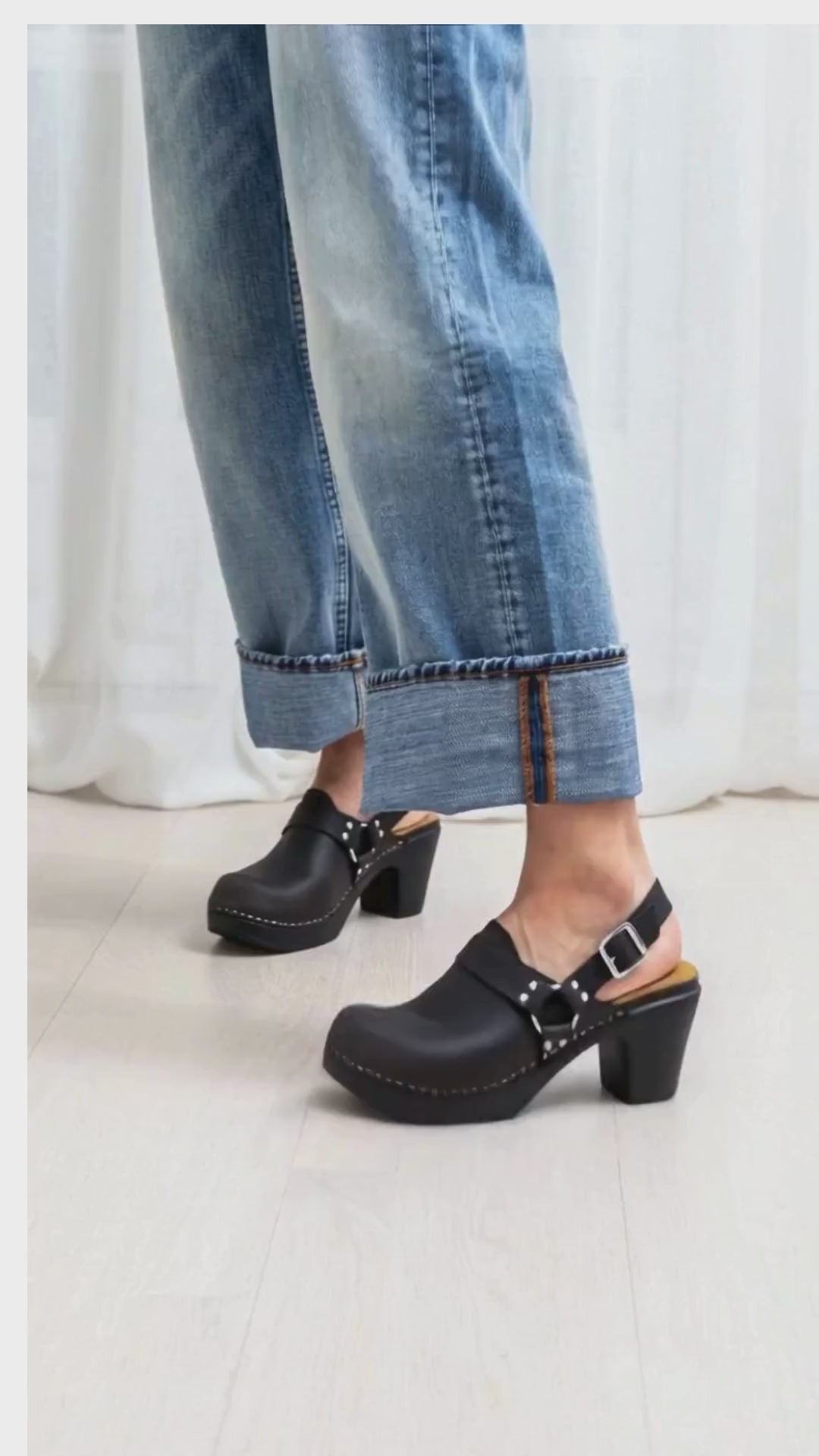 Calou Tindra Blck video 