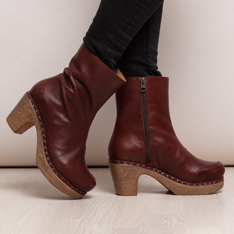 Milly Stiefel Cognac